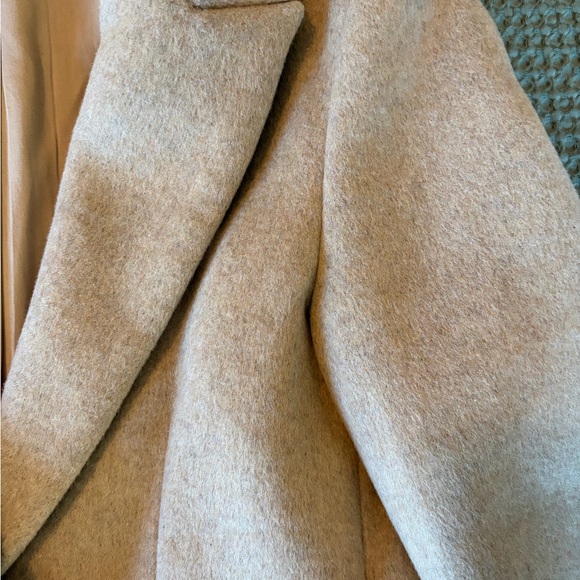 Reformation Whitmore Coat - Light Camel - Size M - Picture 8 of 8